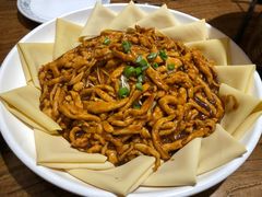 京酱肉丝-东来菜馆•手抓海鲜家常菜•海鲜锅贴(鸽子窝店)