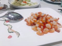 手剥河虾仁-蝶园·装修中(BFC外滩金融中心店)