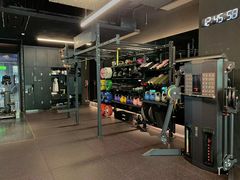 -TOP健身私教工作室(侨香店)