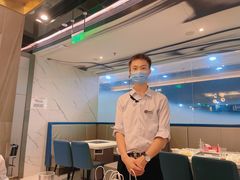 -海底捞火锅(长宁路龙之梦店)