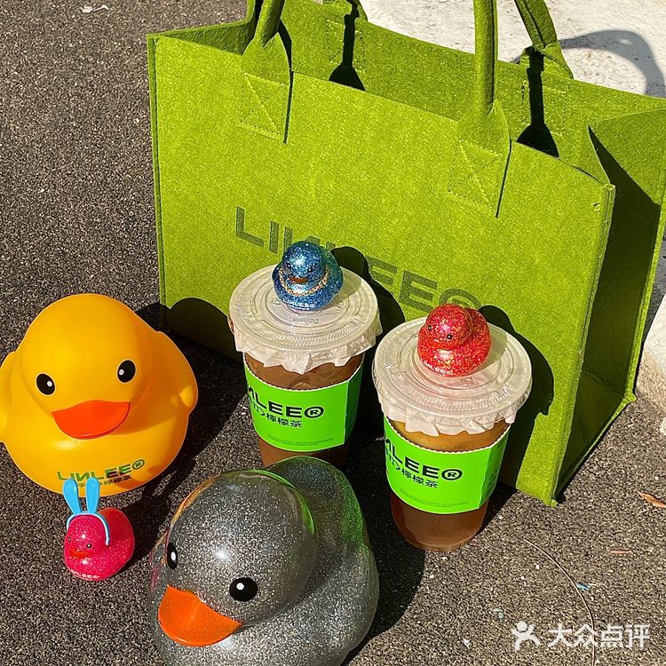 在香港!!!全城派送小黄鸭啊啊啊…🦆