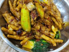 -江城燕子大排档(江汉路步行街店)