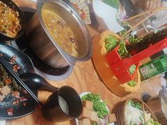 -塔兰齐新疆孜然火锅(鲤鱼山路店)