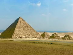 -吉萨金字塔群