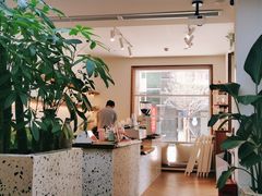 -Line 咖啡(石厦花园店)