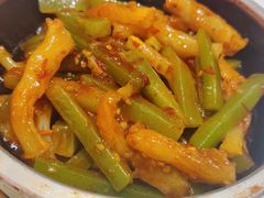 -关里关外·鱼头泡饼(唐冶绿地汇店)
