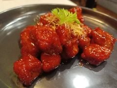 红酒泡沫牛仔粒-荟廷·晶萃(陆家嘴尚悦湾店)