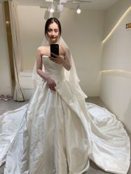 -GRACE KELLY婚纱与礼服(天津店)