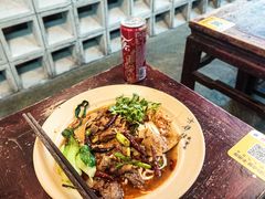 -方铲铲·成都板凳面(滨江银泰店)