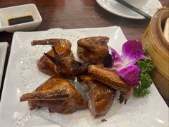 乳鸽-彩景大茶楼(平湖店)