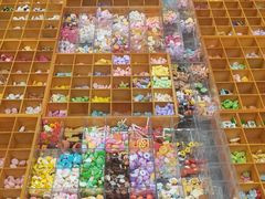 -郑在DIY·潮玩银饰绘画手作(中央大道旗舰店)