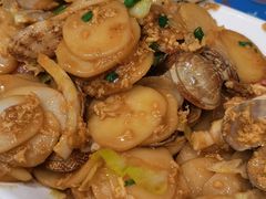 海鲜炒年糕-金海湾海鲜排档(朱家尖店)