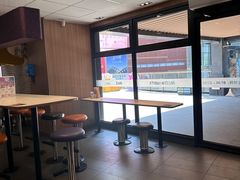 -麦当劳(新达汇三林店)