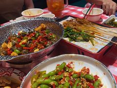 -辣小鲜·南昌大排档(船山路店)