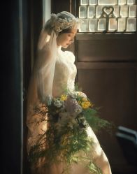 -雪中彩影婚纱摄影·微光艺术中心