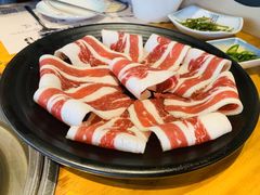 -唯成•韩国炭火烤肉 유성고기