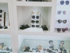 -明月眼镜(三坝店)