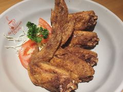 松山香辣鸡翅-Lia Cafe Bar Restaurant松山咖啡屋