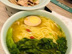 胡椒猪肚鸡面-康师傅私房牛肉面(马泉营奥莱店)