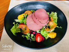 黑胡椒牛肉冷色拉-YUE·6·西式融合餐厅(外滩六号店)