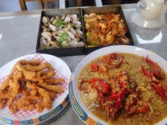 -老地方啤酒屋·海鲜青岛菜大排档(台东步行街店)