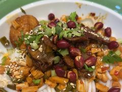 -百春原湖南牛肉粉(百联世纪店)