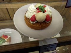 -魔方城市书房(中街益田店)