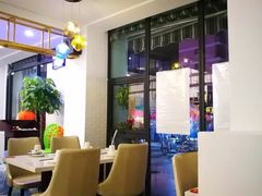 大堂-张大师鸭爪爪特色干锅(南湖店)