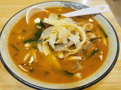 老酸菜牛肋条面-阿彬生炒牛肉面(解放路店)
