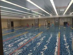 -蓝天国际游泳培训基地(华腾园店)