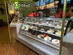 面包甜点陈列柜-花蒲甜品(海信广场店)