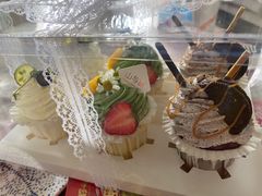 春游纸杯蛋糕礼盒-山与蓝·轻糖鲜果蛋糕(勒泰店)