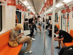 -常熟路(地铁站)