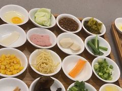 -妈妈故事米线(市府恒隆店)