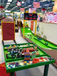 -莫莉幻想儿童乐园(三河燕郊永旺店)