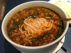-一坐一忘云南菜(嘉里中心店)