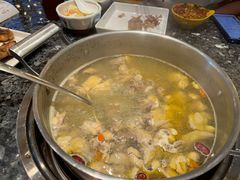 -一席地·本地鸡窝·杭帮鸡火锅(萧山银隆百货店)