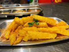-马路牙子烧烤音乐酒馆(望京店)