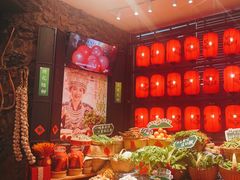 -吃饭皇帝大土家民族菜(正大广场店)