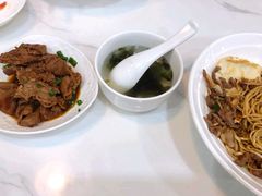生爆牛肉丝拌川-二扁私房面馆(崂山路店)