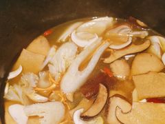 -野·大山里野生菌石锅土鸡(益田假日店)