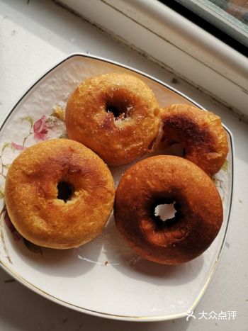 放生抽 料酒 老抽 蚝油 蜂蜜 蒜末