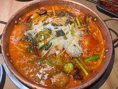 -洱火云南酸菜牛肉火锅(石景山当代商城店)