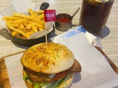 -必胜客(绿地新都会店)