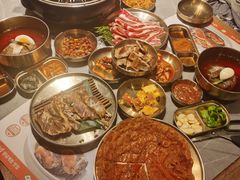 -草家酱蟹炭火烤肉店(珲春南路一店)