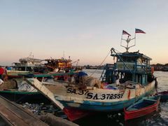 -仙本那小型鱼市