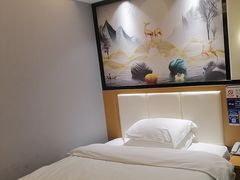-城枫酒店(陈家祠地铁站店)