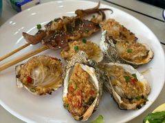 -覃记海鲜美食餐厅