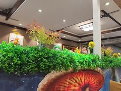 -菌之家·专业纯野生菌火锅·特色炒菌