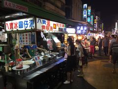 -六合夜市